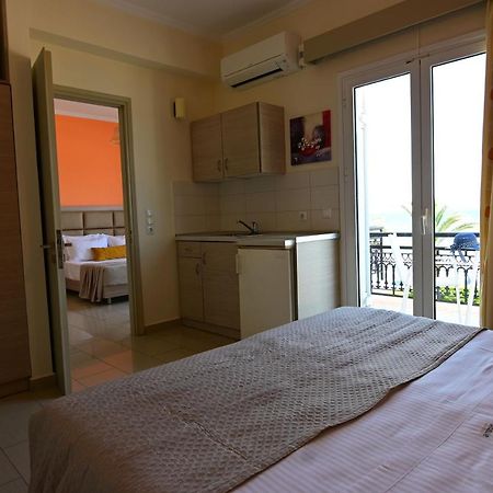 Nadia'S Studios & Apartments In Argasi, Sea-View Exterior photo